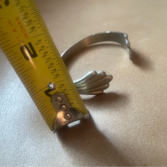 Vintage shell design adjustable cuff bracelet bangle - Picture 8 of 8